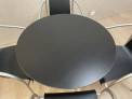 Skagerak Ocean -p�yt�ryhm� � py�re� p�yt� ja 4 pinottavaa tuolia